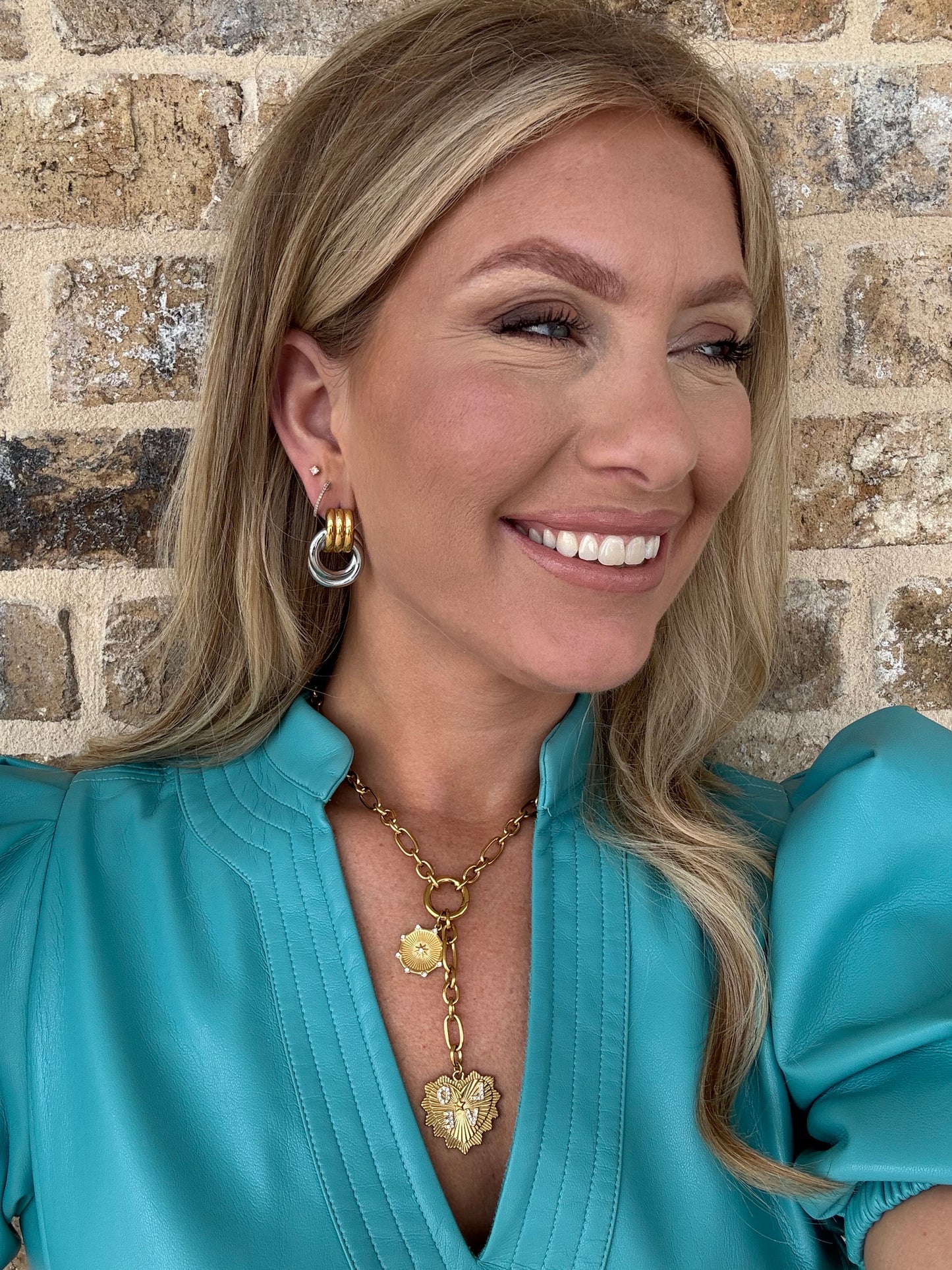 MEDIUM GOLD AND SILVER EARRINGS