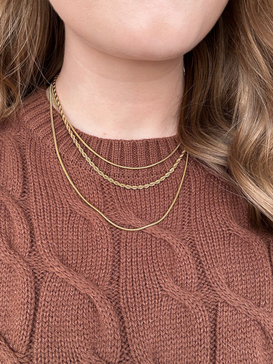 THREE LAYER GOLD NECKLACE