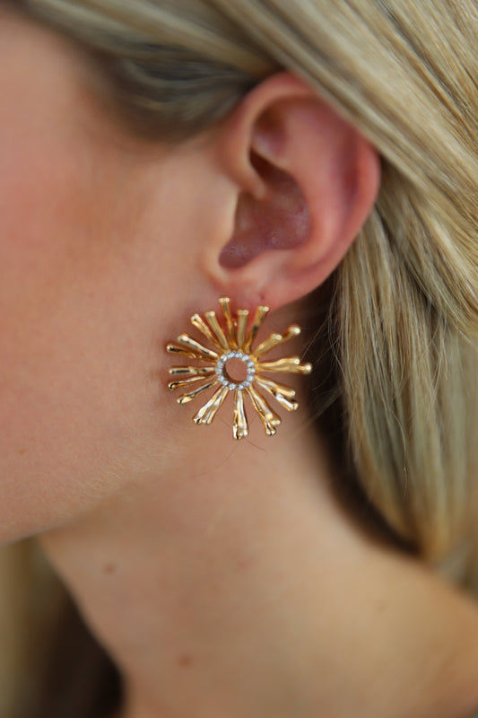 FLOWER STRAND CIRCLE STUD