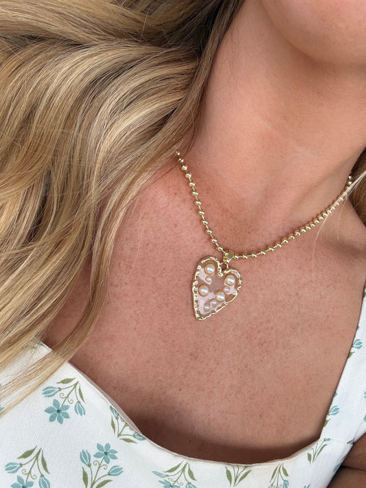 CLEAR HEART WITH PEARLS