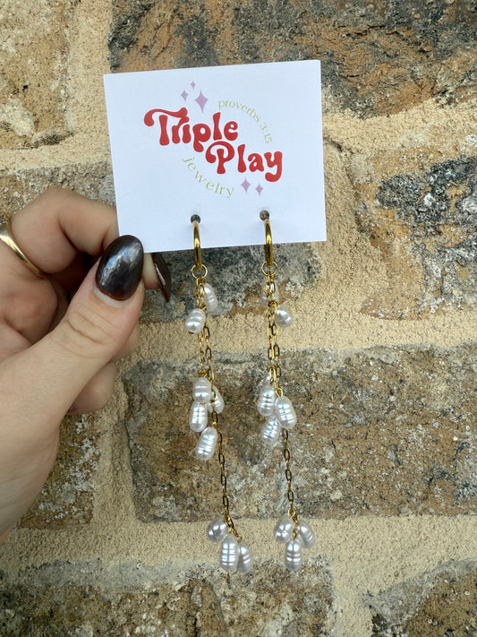 MULTI DANGLE PEARL NECKLACE