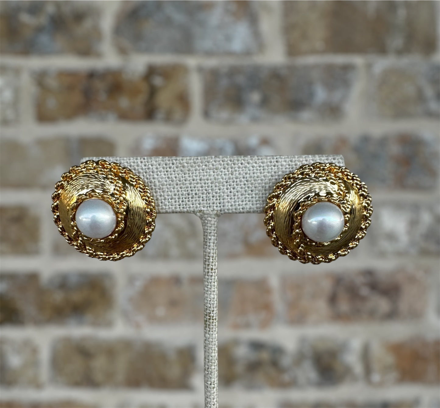 GOLD PEARL STUD