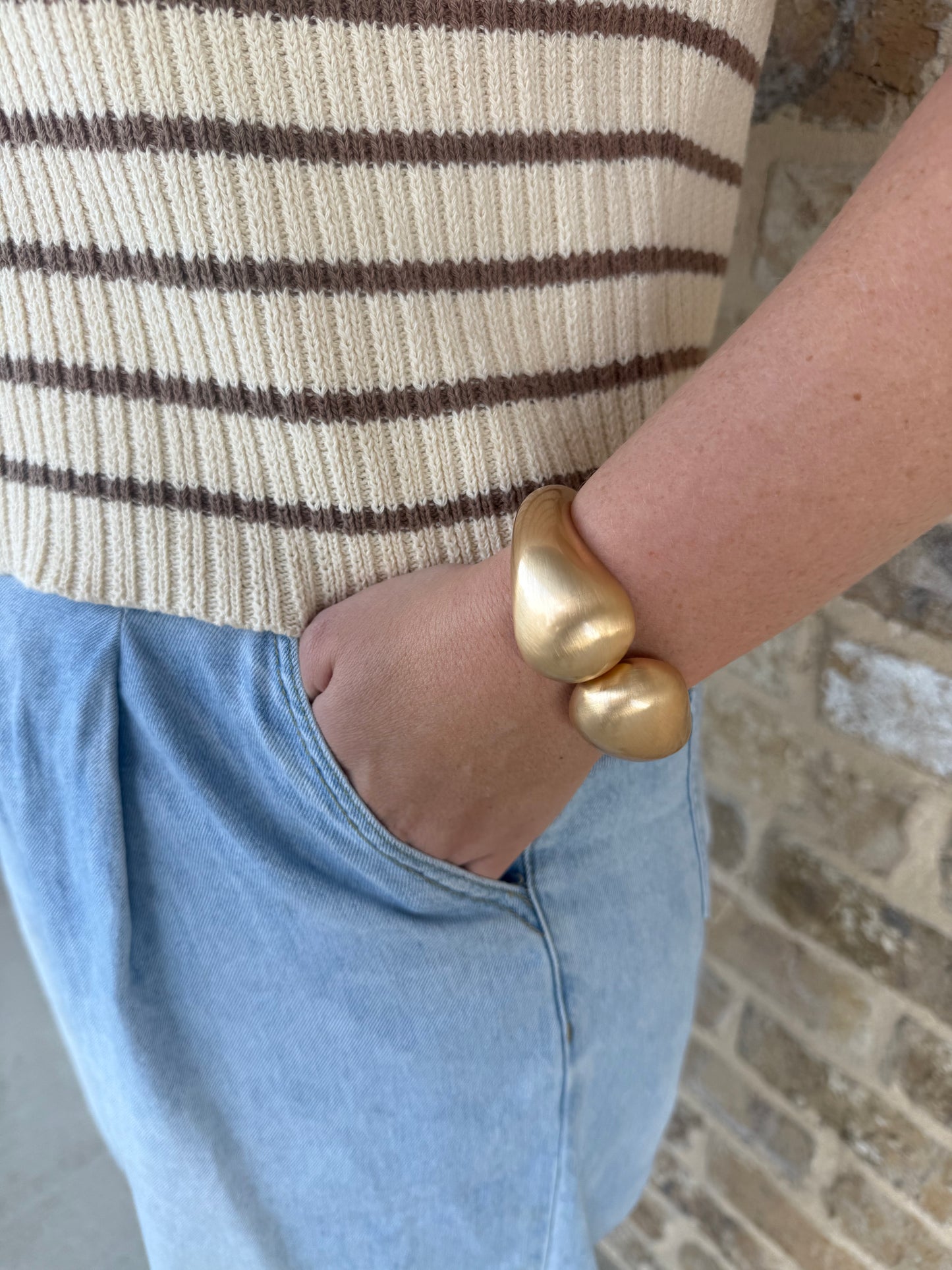GOLD CUFF BRACELET