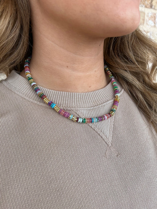 MULTICOLORED BEADED NECKLACE